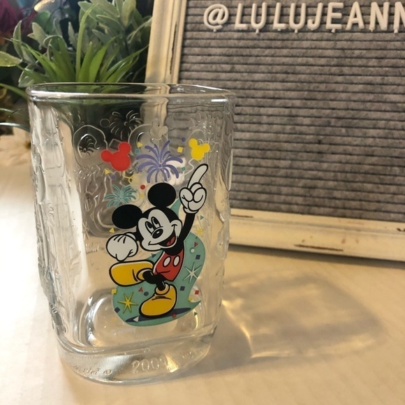 DISNEY McDonald's Collector Glass. Y2K - Picture 1 of 7